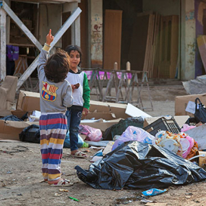 Irak, Hillah (Al Hilla). Dzieci na jednej z ulic w centrum miasta.